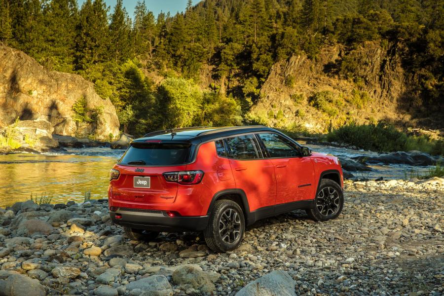  Jeep Compass Trailhawk 2017 года  (NA) (фото 21 из 51)